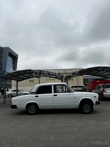 LADA (VAZ) 2107 2007, 60,000 km - 1.6 l - Quba