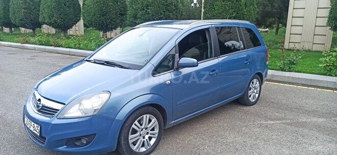 Opel Zafira 2008, 378,000 km - 1.9 l - Gəncə