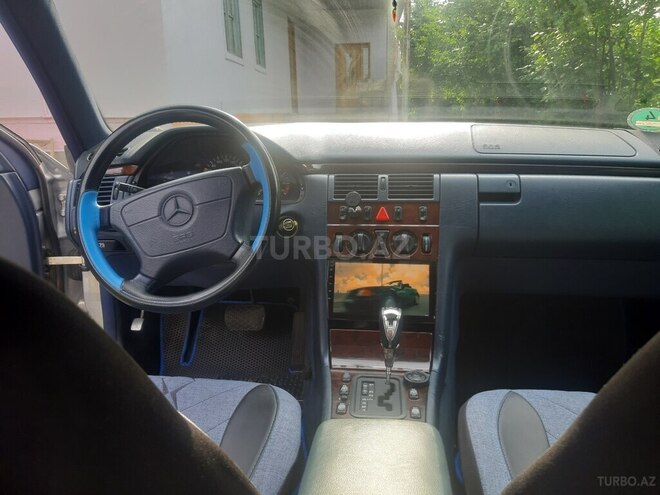 Mercedes E 230 1997, 377,500 km - 2.3 l - Göyçay