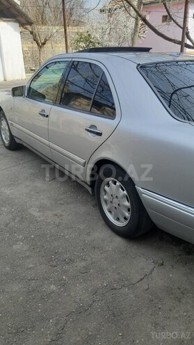Mercedes E 230 1997, 377,500 km - 2.3 l - Göyçay