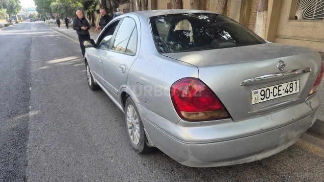 Nissan Sunny 2008, 330,000 km - 1.6 л - Bakı