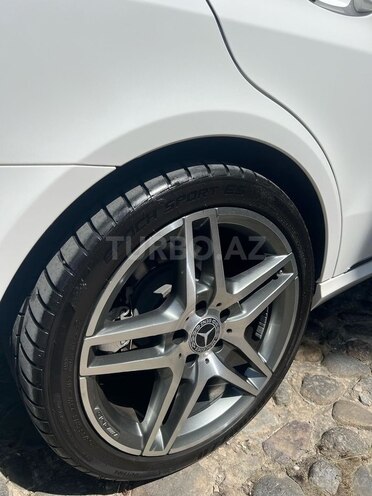 Mercedes E 220 d 2015, 129,000 km - 2.2 л - Bakı
