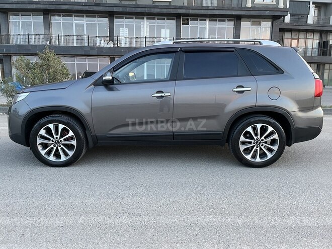Kia Sorento-8