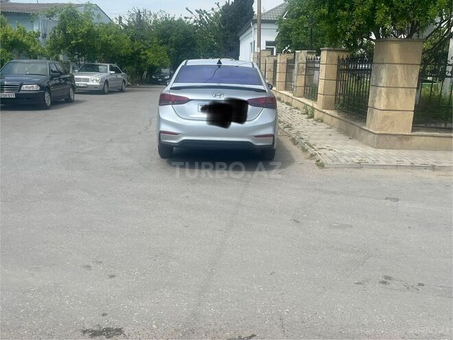 Hyundai Accent 2018, 128,748 km - 1.6 l - Bakı