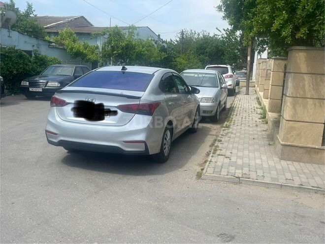 Hyundai Accent 2018, 128,748 km - 1.6 l - Bakı