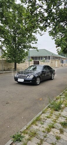 Mercedes E 220 d 2002, 345,678 km - 2.2 l - Tovuz