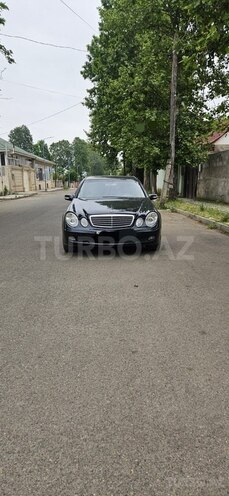 Mercedes E 220 d 2002, 345,678 km - 2.2 l - Tovuz