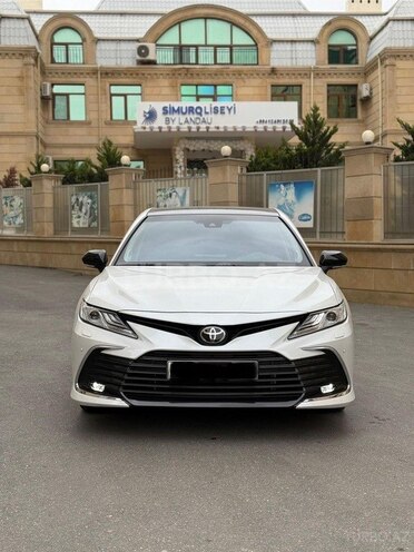 Toyota Camry 2022, 18,200 km - 2.5 л - Bakı