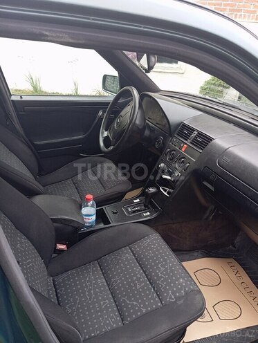 Mercedes C 180 1995, 568,000 km - 1.8 l - Astara
