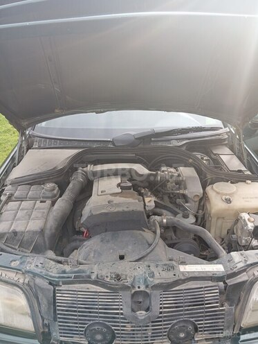 Mercedes C 180 1995, 568,000 km - 1.8 l - Astara