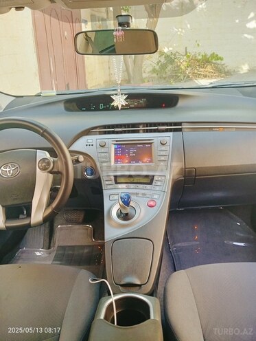 Toyota Prius 2014, 358,884 km - 1.8 l - Bakı