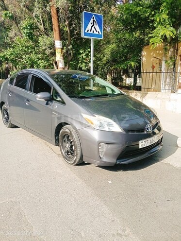 Toyota Prius 2014, 358,884 km - 1.8 l - Bakı