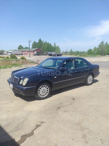 Mercedes E 320 1996, 245,100 km - 3.2 l - İmişli