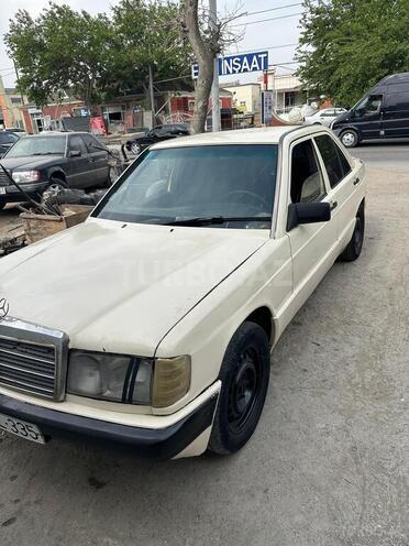 Mercedes 190 1990, 300,000 km - 2.0 l - Bakı