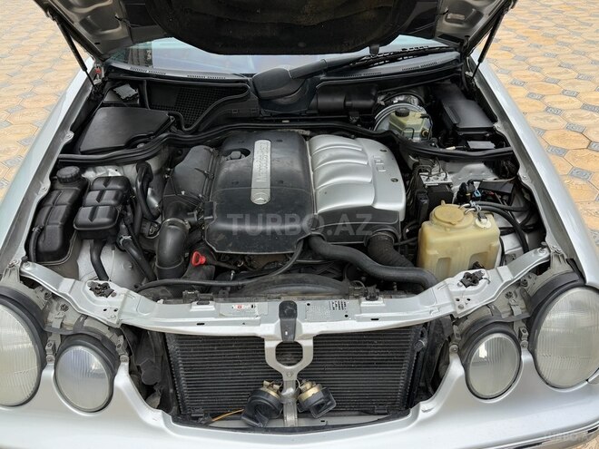 Mercedes E 220 d 2000, 214,500 km - 2.2 l - Gəncə
