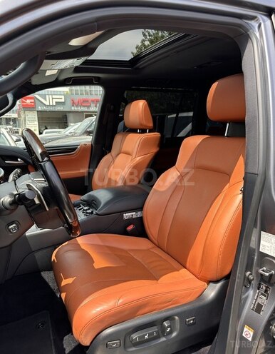 Lexus LX 570 2017, 109,000 km - 5.7 l - Bakı