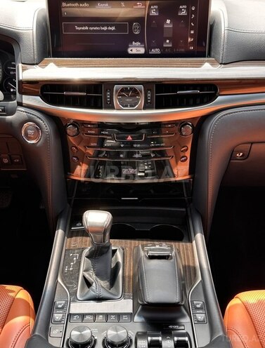 Lexus LX 570 2017, 109,000 km - 5.7 l - Bakı