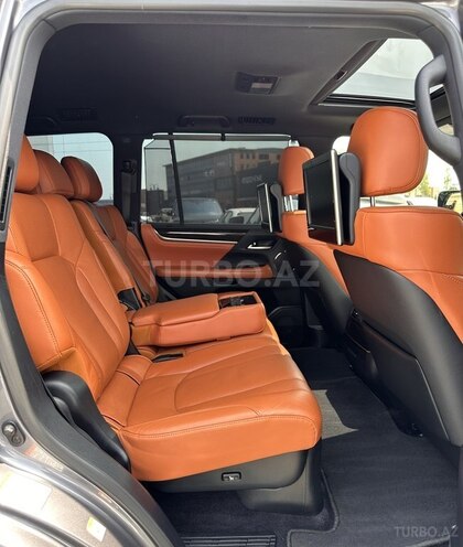 Lexus LX 570 2017, 109,000 km - 5.7 l - Bakı