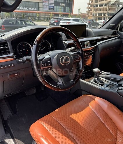 Lexus LX 570 2017, 109,000 km - 5.7 l - Bakı
