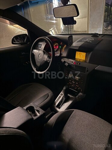 Opel Astra 2005, 248,000 km - 1.8 l - Bakı