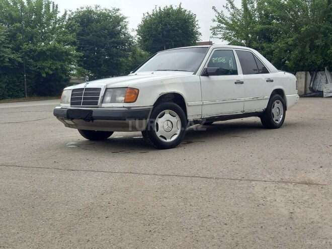 Mercedes E 200 d 1989, 540,987 km - 2.0 l - Masallı