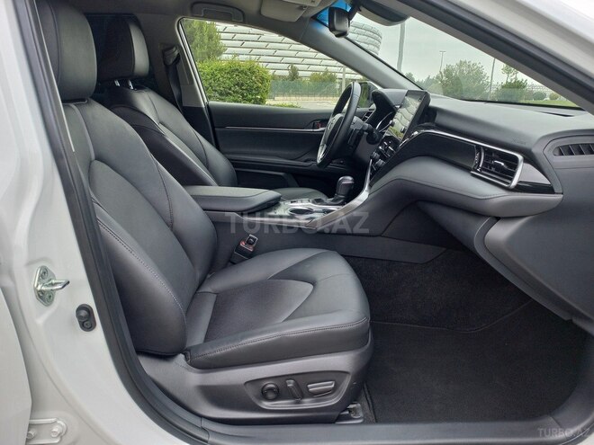 Toyota Camry 2023, 15,500 km - 2.5 l - Bakı