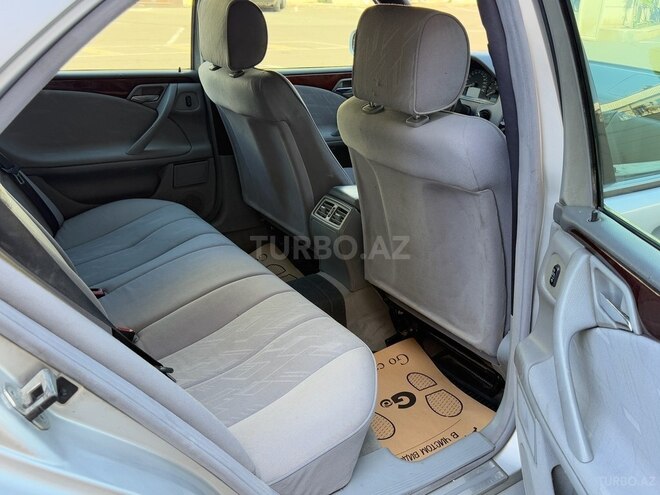 Mercedes E 220 d 1999, 218,000 km - 2.2 л - Gəncə