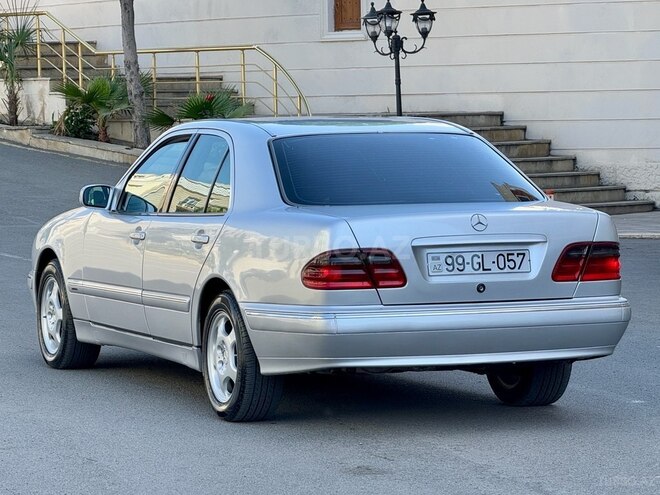Mercedes E 220 d 1999, 218,000 km - 2.2 л - Gəncə