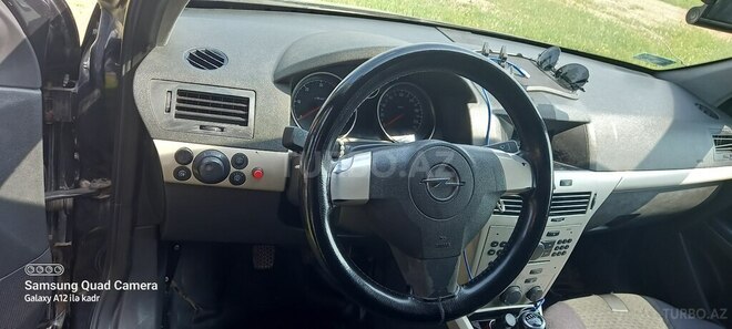 Opel Astra 2008, 450,000 km - 1.3 l - Şəki
