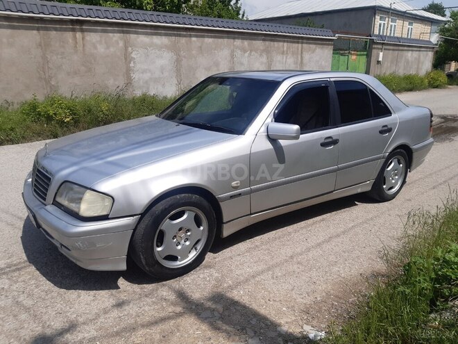Mercedes C 220 1998, 590,000 km - 2.2 l - Şamaxı