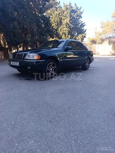 Mercedes C 220 1995, 290,000 km - 2.2 l - Bakı