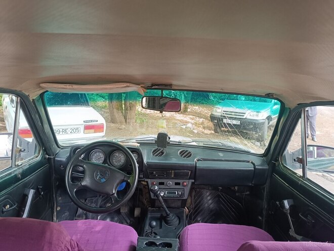 LADA (VAZ) Niva 1982, 200,000 km - 1.6 l - Yardımlı