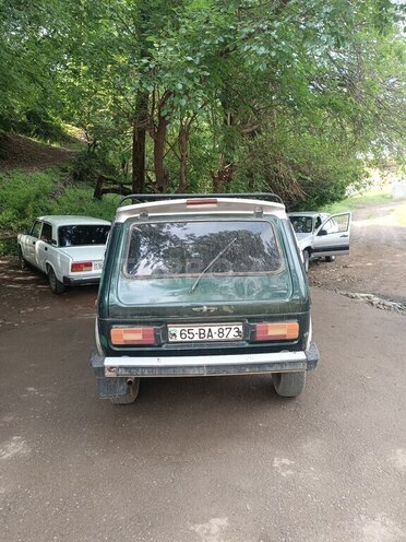 LADA (VAZ) Niva 1982, 200,000 km - 1.6 l - Yardımlı