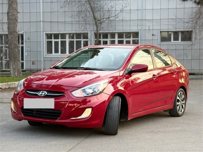Hyundai Accent-3