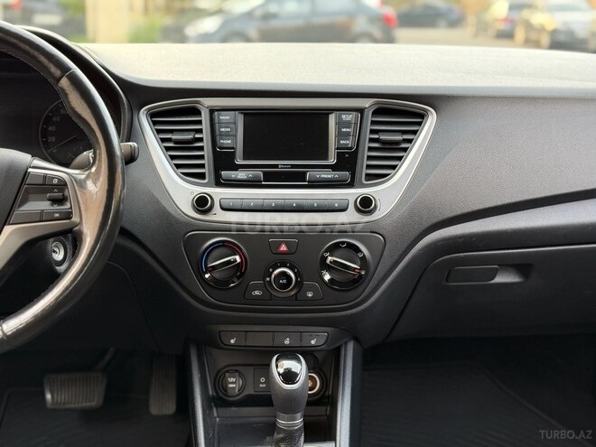 Hyundai Accent 2018, 77,000 km - 1.4 l - Bakı