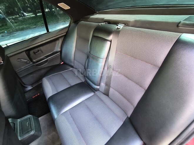 BMW 320 1993, 427,000 km - 2.0 l - Bakı