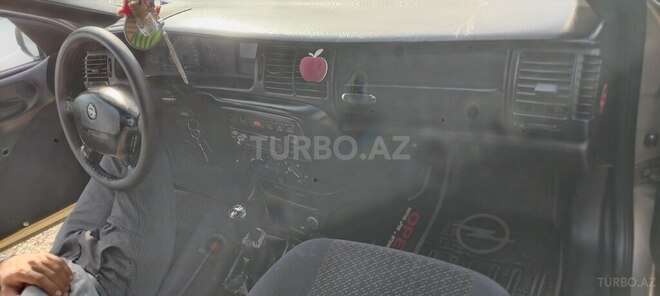 Opel Vectra 1996, 400,000 km - 1.8 l - Ağstafa