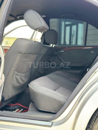 Mercedes E 240 2000, 302,785 km - 2.4 l - Göyçay