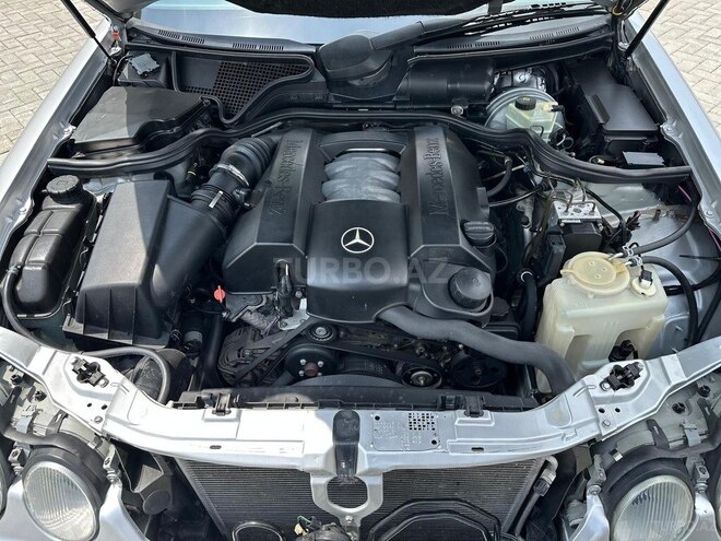 Mercedes E 240 2000, 302,785 km - 2.4 l - Göyçay