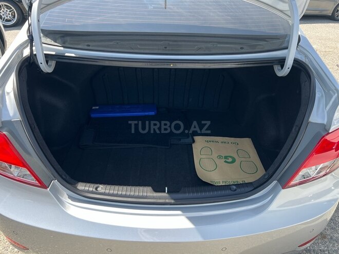 Hyundai Accent 2017, 86,000 km - 1.4 l - Bakı
