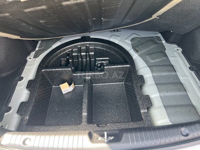 Hyundai Accent 2017, 86,000 km - 1.4 l - Bakı