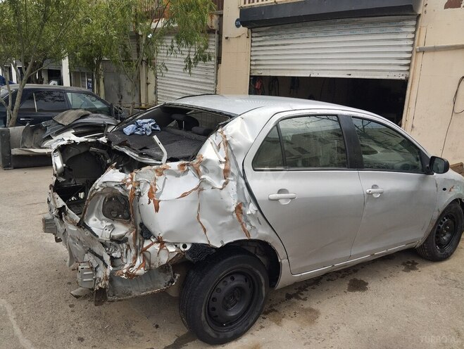 Toyota Yaris 2008, 92,966 km - 1.3 л - Bakı