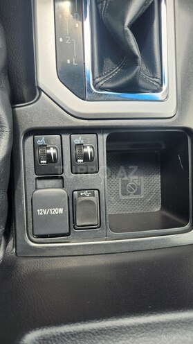 Toyota Land Cruiser Prado 2013, 49,350 km - 2.7 л - Bakı