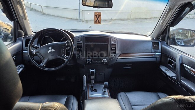 Mitsubishi Pajero 2007, 289,000 km - 3.0 l - Bakı
