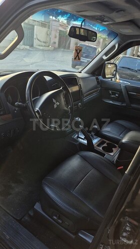Mitsubishi Pajero 2007, 289,000 km - 3.0 l - Bakı