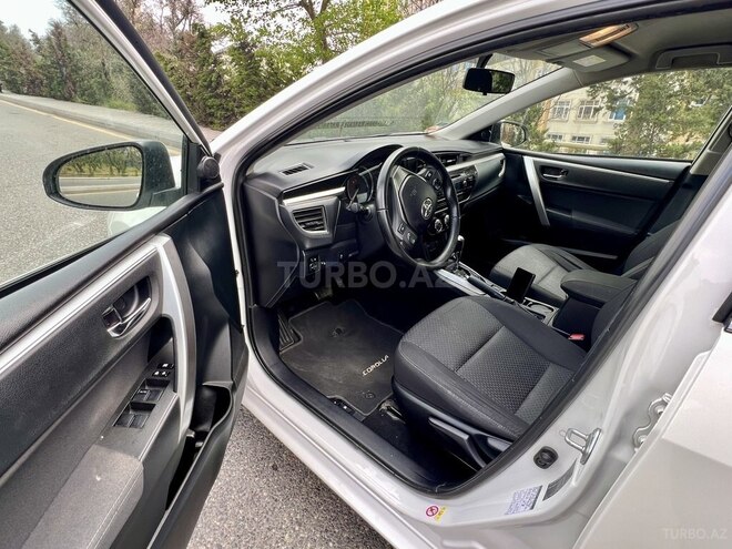 Toyota Corolla 2015, 84,000 km - 1.6 l - Bakı