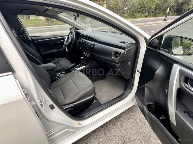 Toyota Corolla 2015, 84,000 km - 1.6 l - Bakı