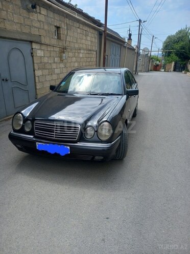 Mercedes E 230 1997, 437,000 km - 2.3 l - Bakı