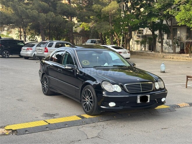 Mercedes C 250 2006, 321,333 km - 2.5 l - Bakı