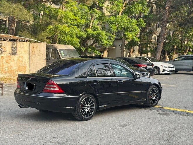 Mercedes C 250 2006, 321,333 km - 2.5 l - Bakı
